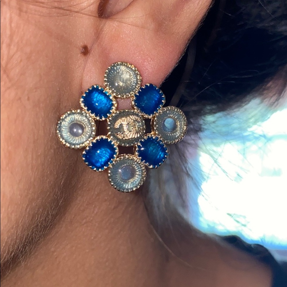 earrings - Picture 3 of 3